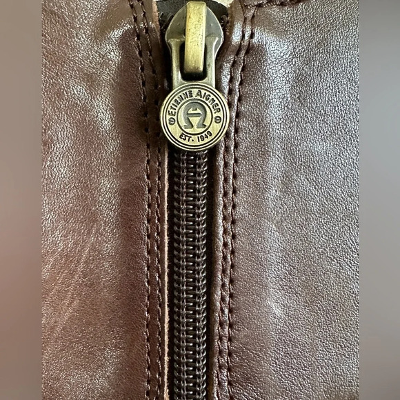 NWOB Women’s ETIENNE AIGNER 8 LEATHER Tall Riding Boots - Picture 4 of 12